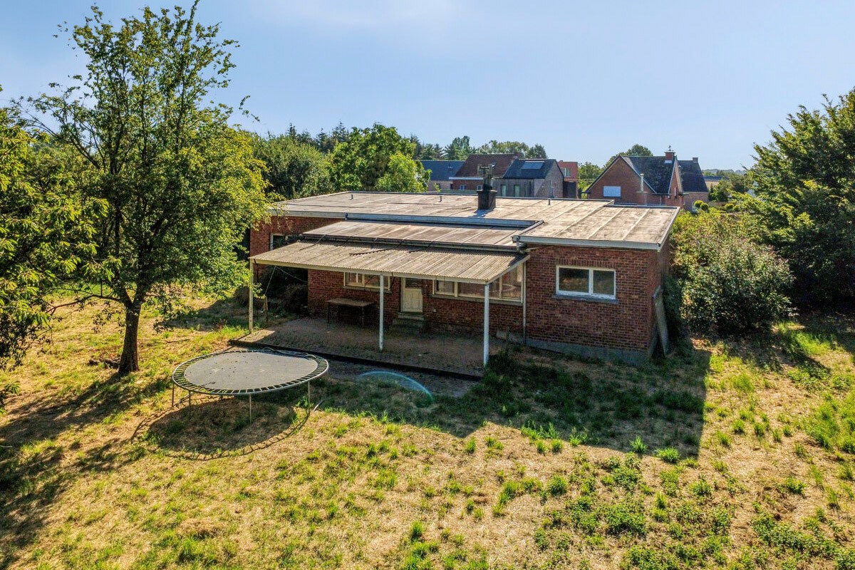 Uniek gelegen woning met 3 slaapkamers prachtige tuin, terras en garage op een perceel van 32are 20ca in Wilsele! - EPC 751 kWh/m² - bewoonbare opp.149 m² 