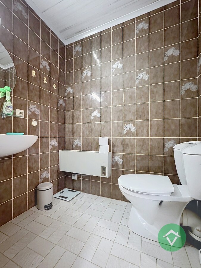 Woning met 3 slaapkamers en garage te Eernegem 