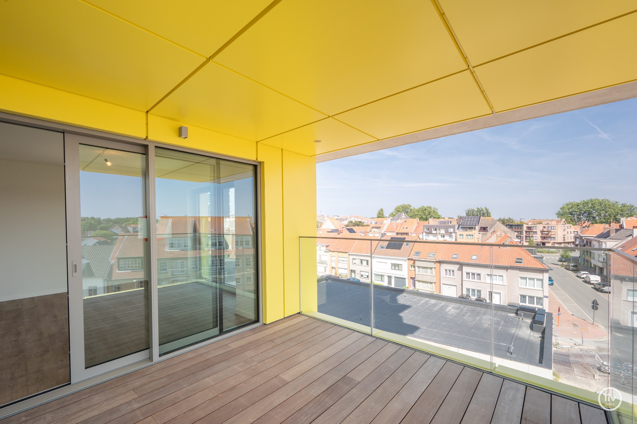 Volledig instapklaar 3-kamer (hoek)appartement in het Project Hoost te Knokke-Heist: Opendeurdag  Zondag 04/01 (tussen 14u en 17u). 