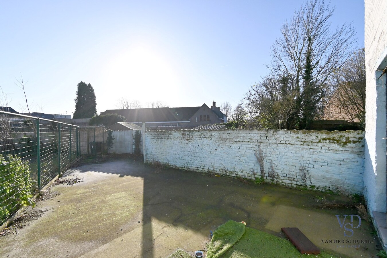 Uniek handelspand met woongedeelte in hartje Eine ! 