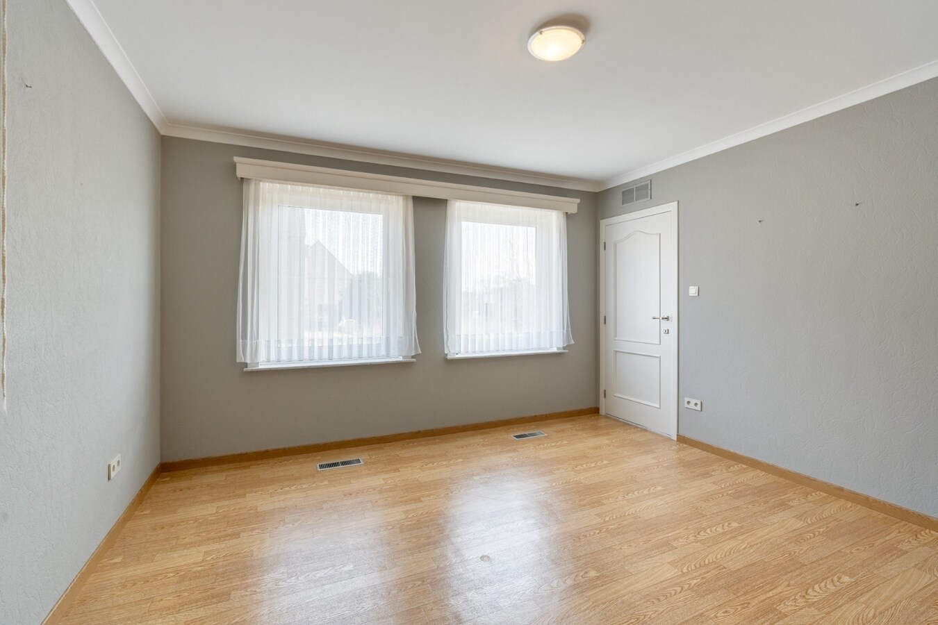 Comfortabele woning met sterke energieprestatie (label A), in landelijk woongebied. 