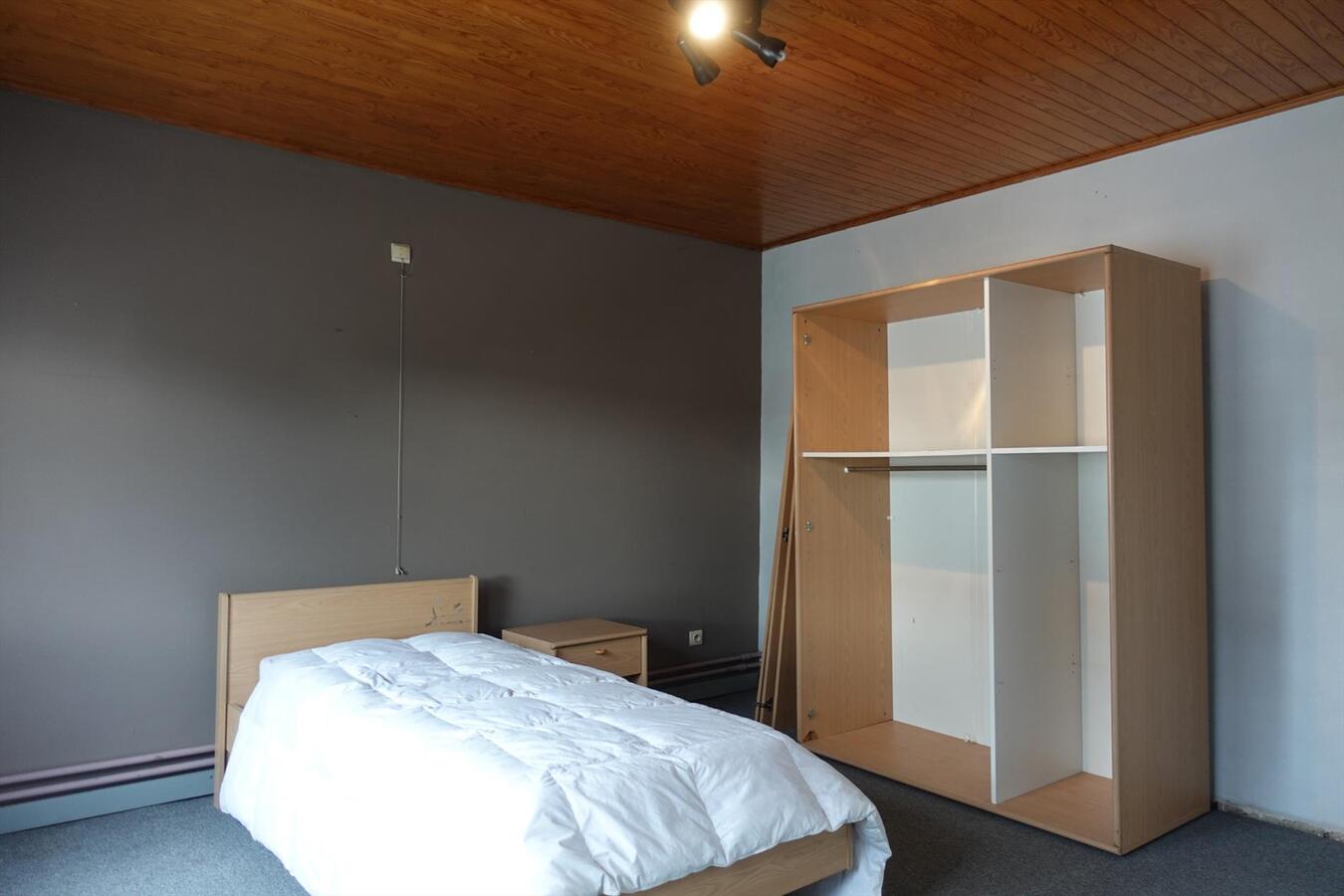 Ruime woning in centrum Zerkegem 