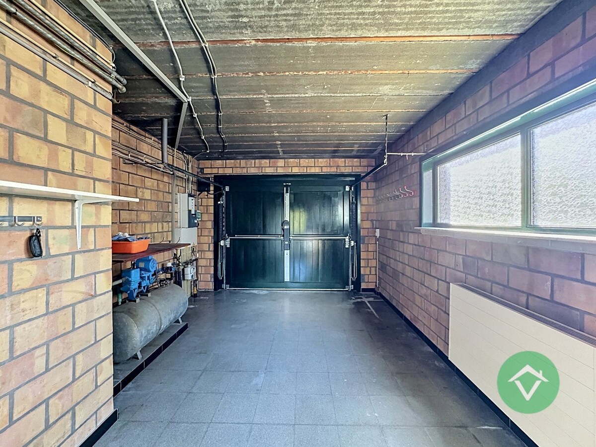 Ruime open bebouwing te huur in Eernegem 