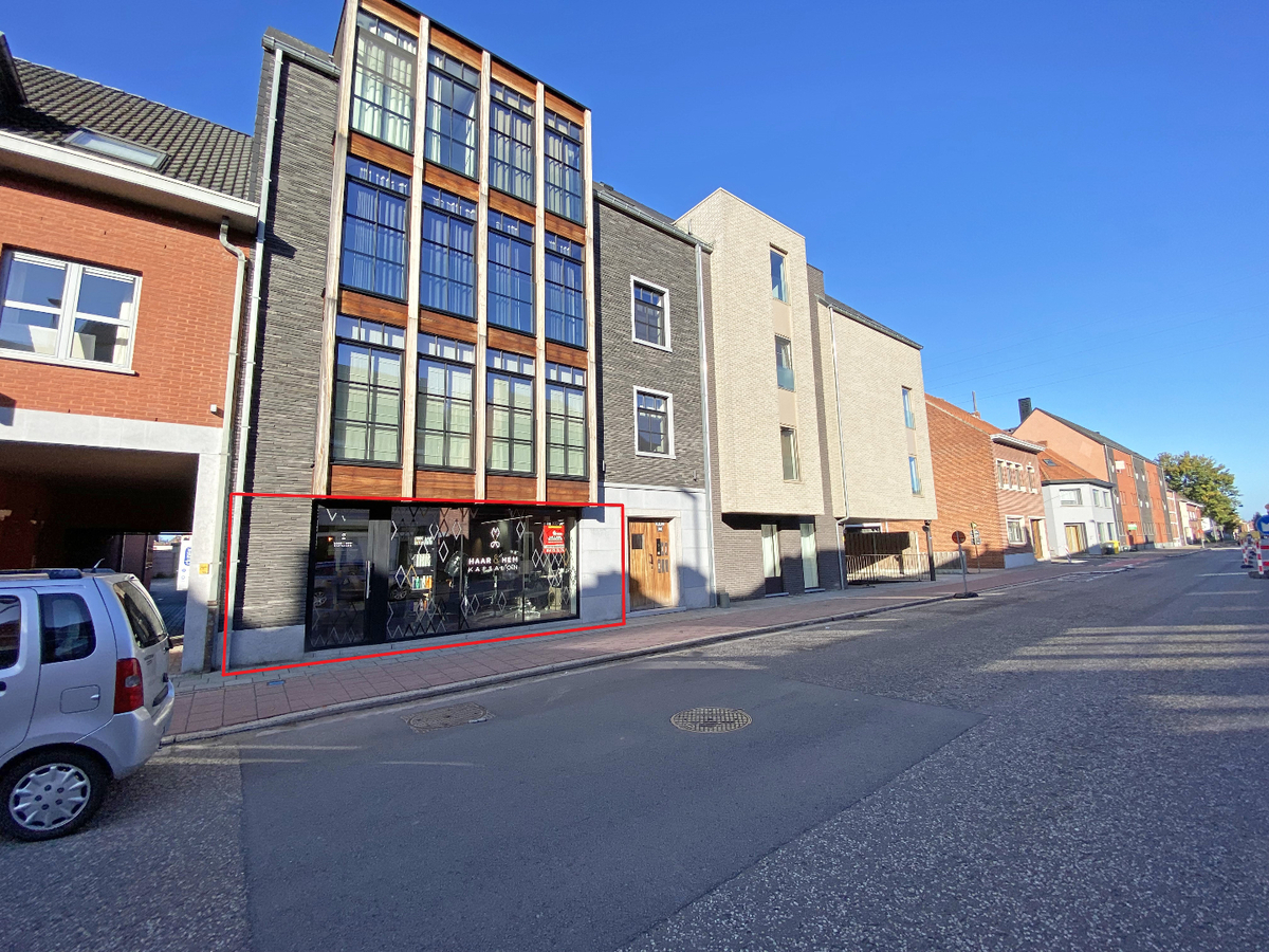 Verkocht winkelruimte - Geel