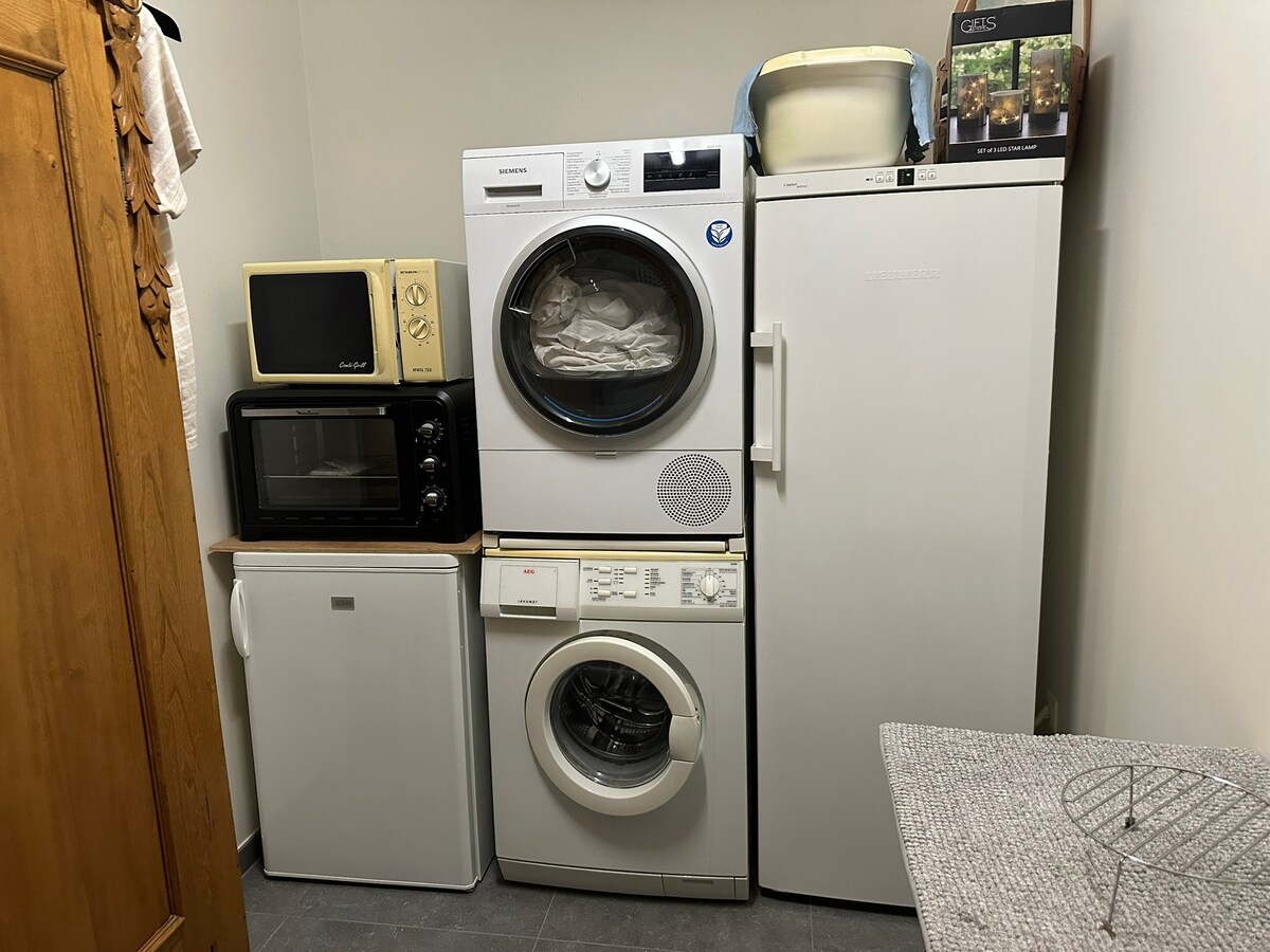 Recent appartement met 2 slaapkamers, terras 