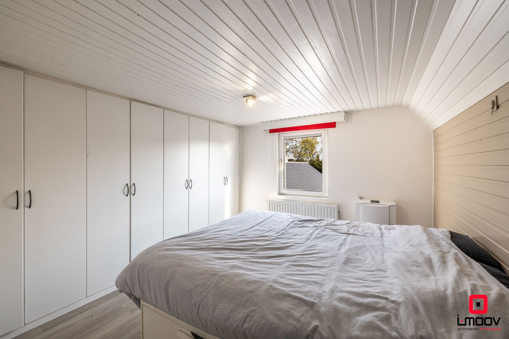 Authentieke woning met zonnige tuin en garage op gegeerde ligging te Knokke 
