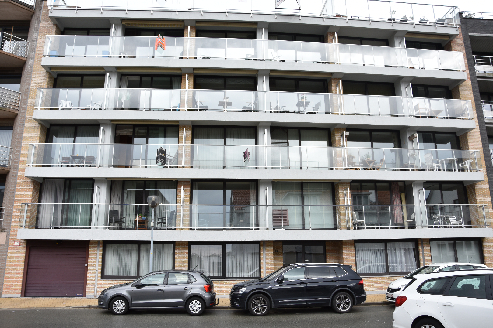 ruime studio met zicht op hinterland 