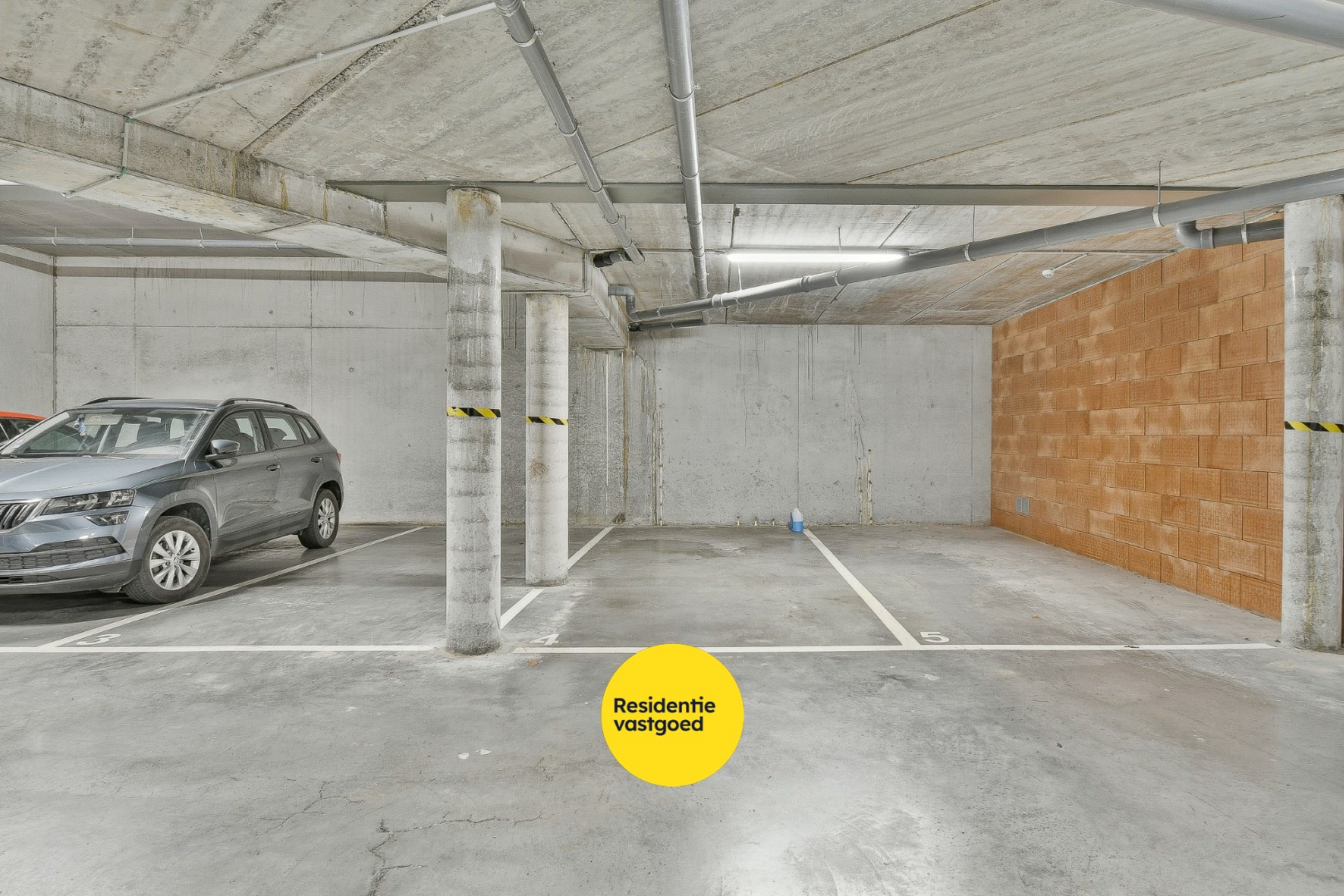 Ondergrondse parkeerplaatsen te koop in het centrum van Gistel 