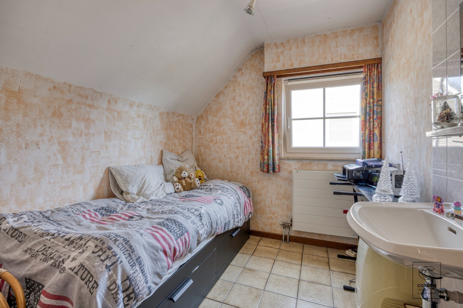 Ruime woning met 4 slaapkamers op een rustige ligging te Hoogstraten! 