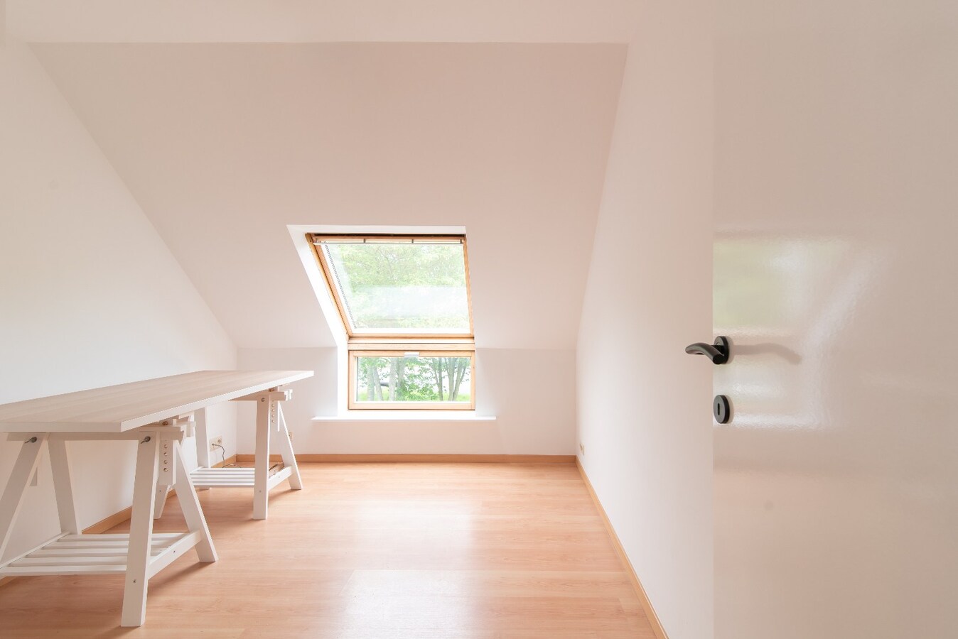 Instapklare ruime woning met 4 slaapkamers 