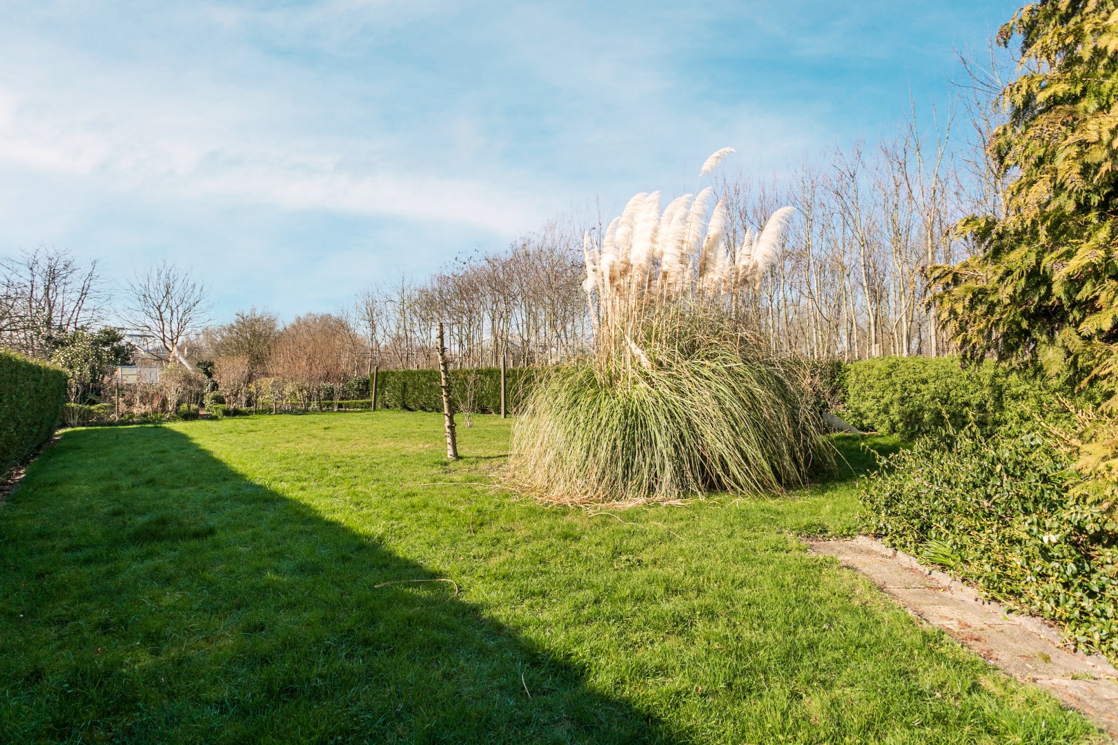 Woning met 2 slpk en ruime tuin (8a60) 