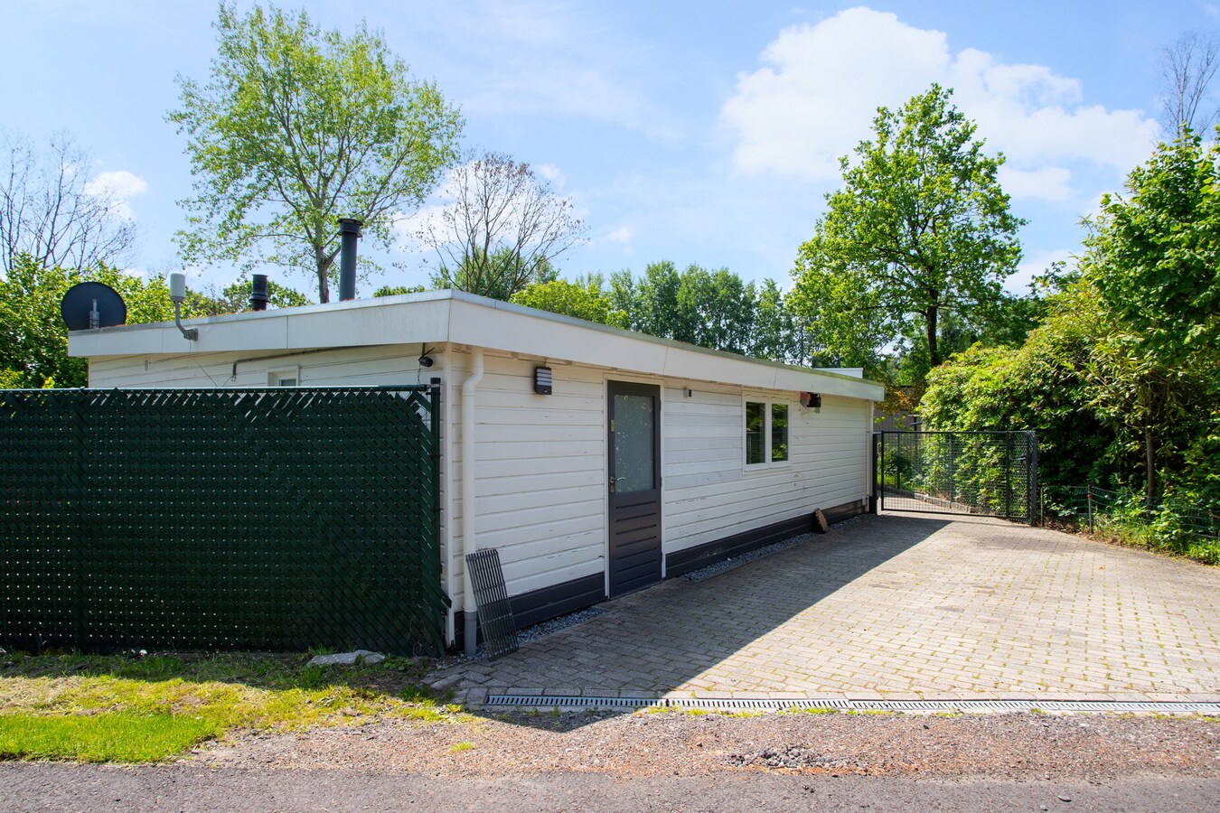 Instapklare recreatiewoning op park 'Brabantse Kempen' te Lage Mierde. 