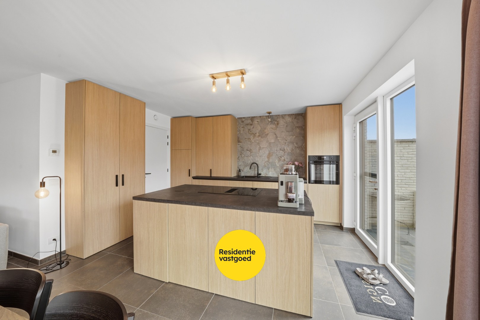 Energiezuinige halfopen nieuwbouwwoning met 4 slaapkamers in Oudenburg 