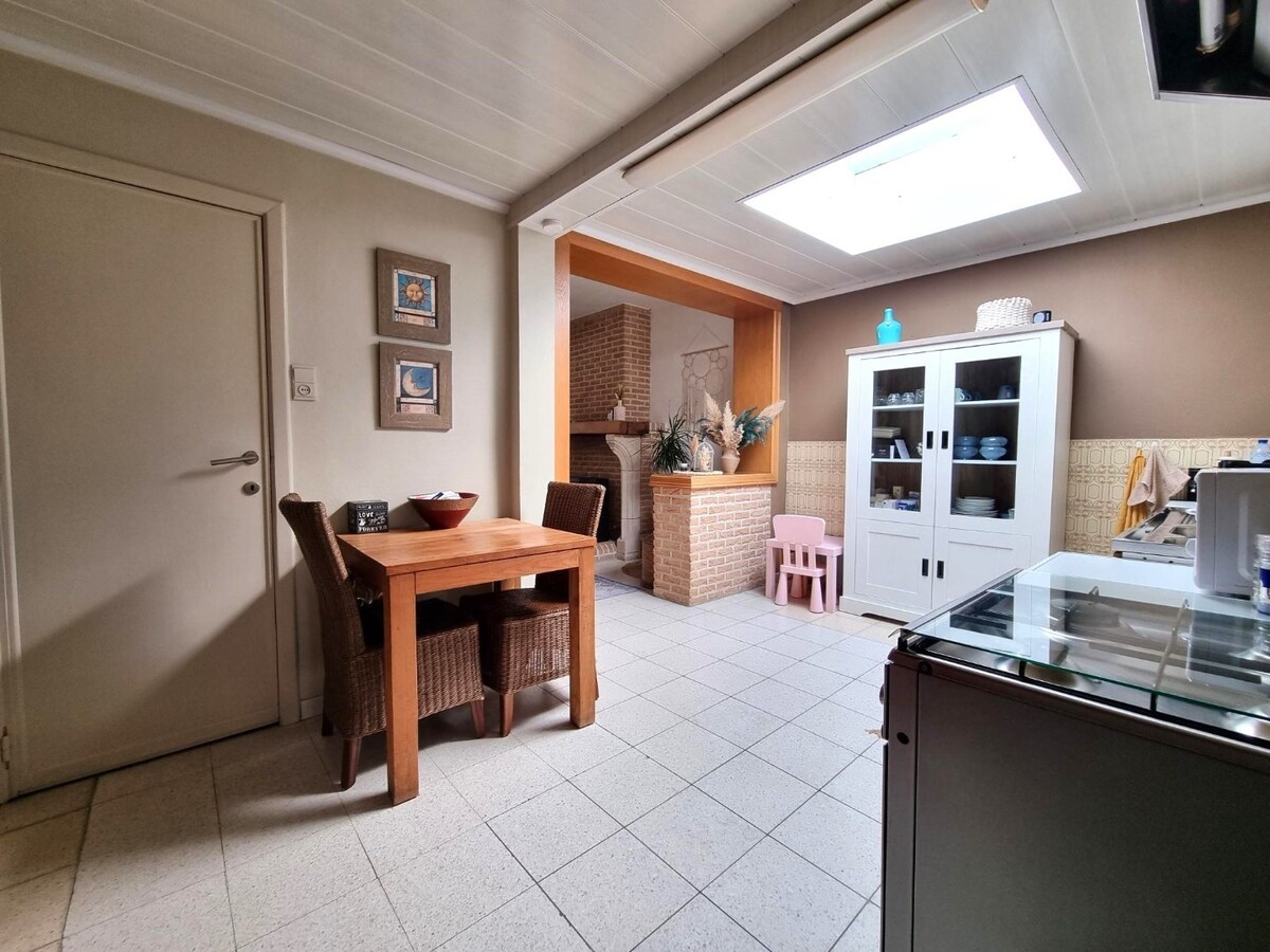 Toffe, ruime en lichtrijke gezinswoning met knappe zuidgerichte tuin - Heist 