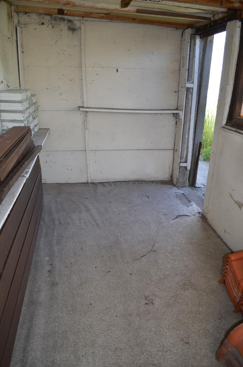 Totaal te renoveren rijwoning  nabij centrum Maldegem 