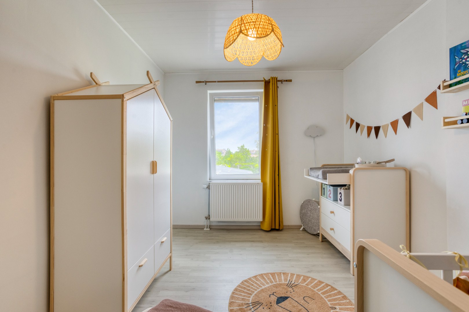 Zeer rustig gelegen half open bebouwing met 4 slaapkamers en ruime tuin in Pellenberg - EPC 162 kwh/m2 