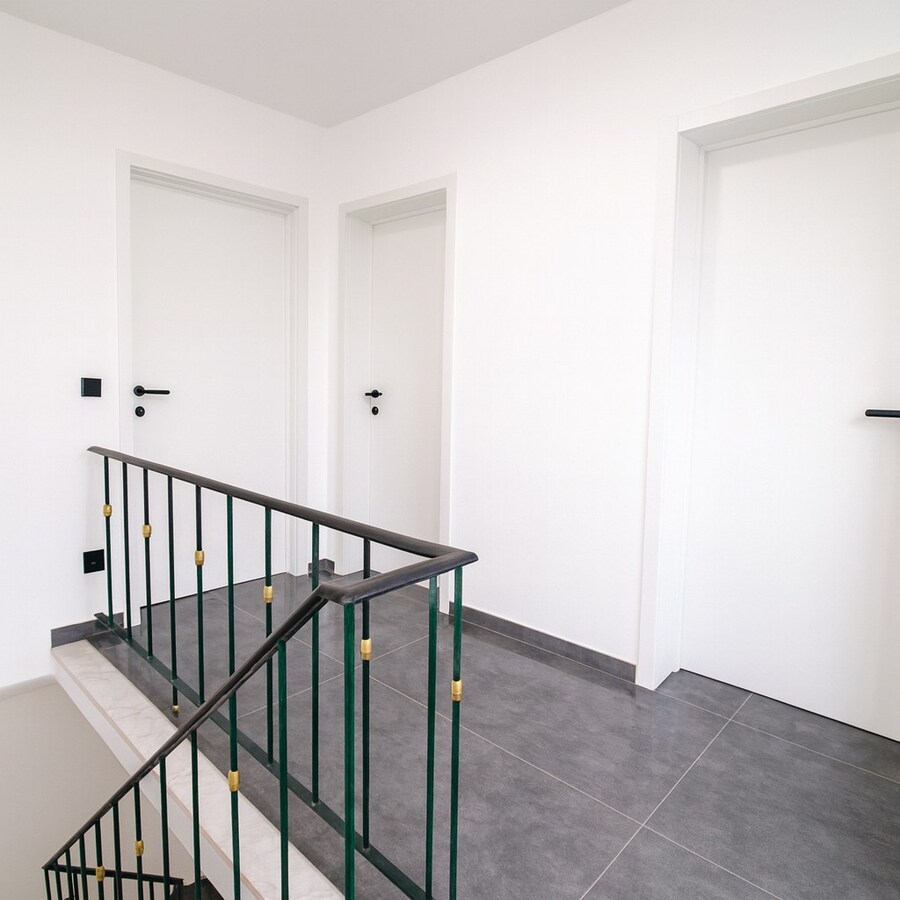 Exclusieve bel-etage in Sint-Niklaas te koop: stijlvol wonen met EPC B! 