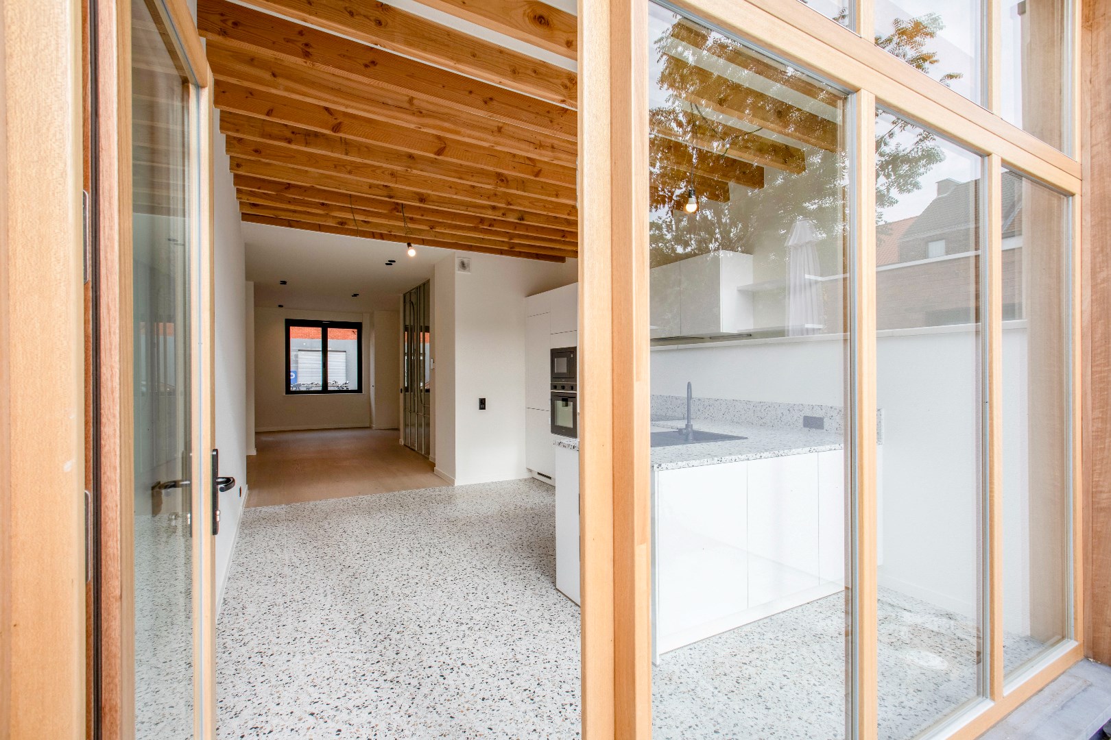 Instapklare woning met 3 slaapkamers en buitenruimte 