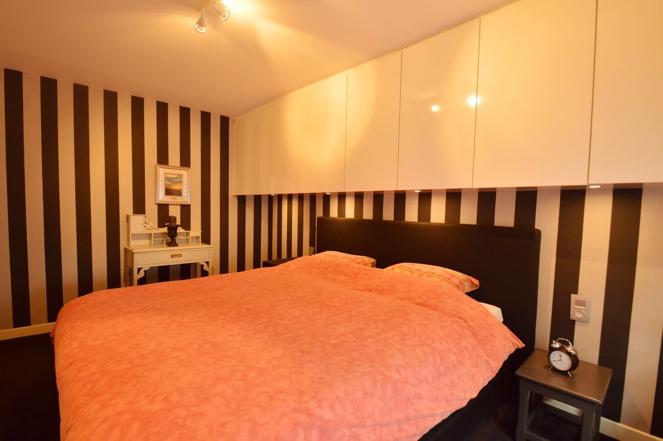 Knappe gezinswoning met dubbele garage - Heist 