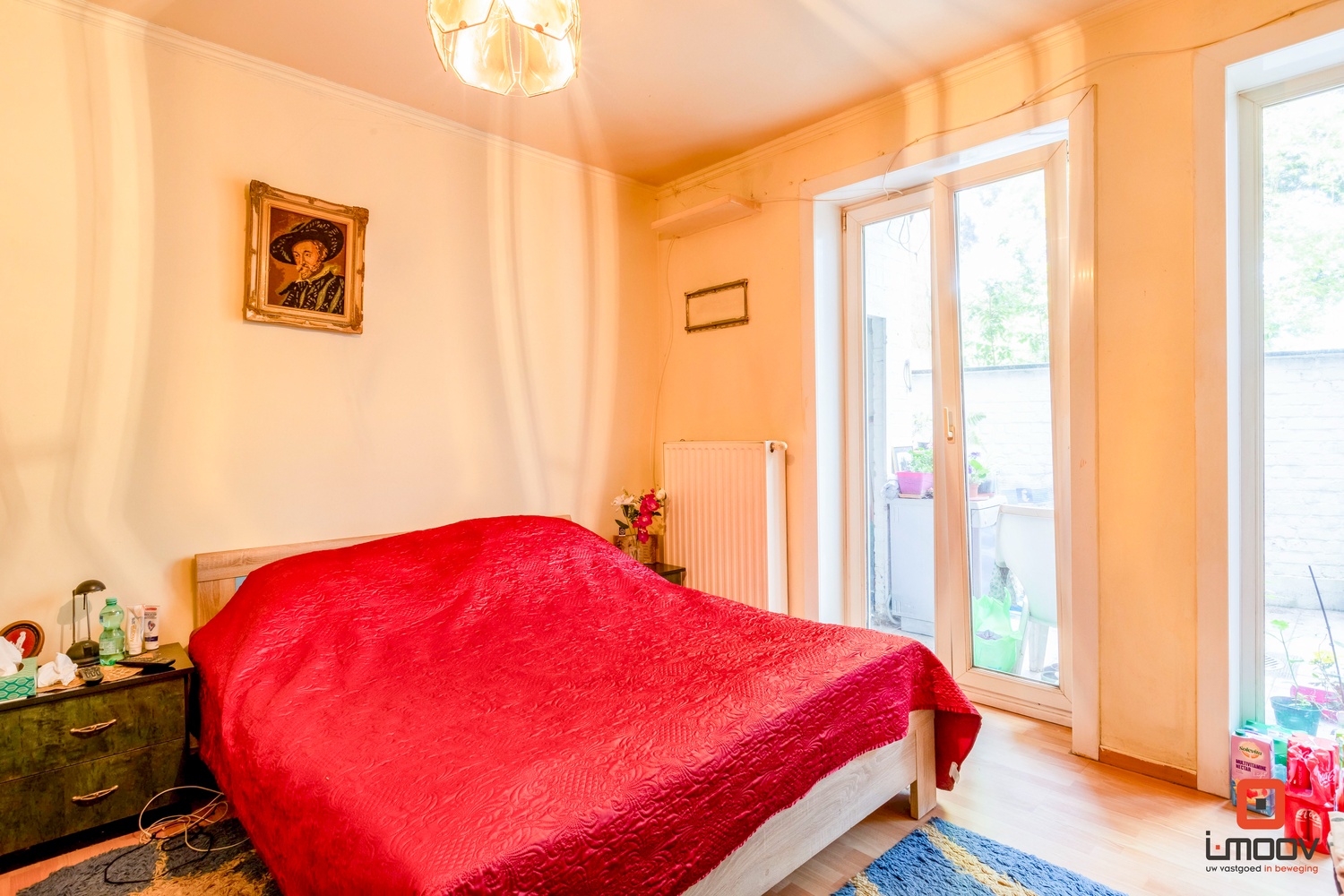 Ruim appartement aan Sint-Pieters station 