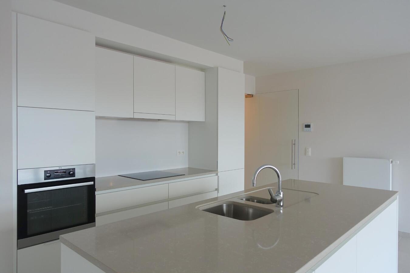 Prachtig nieuwbouwappartement met garage 