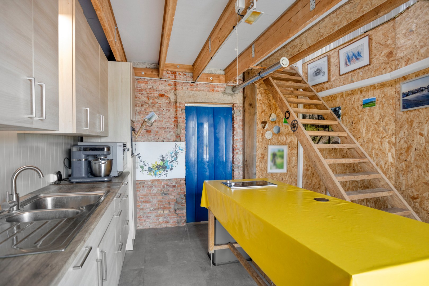 Energiezuinige woning met gezellige tuin nabij het centrum van Geel 