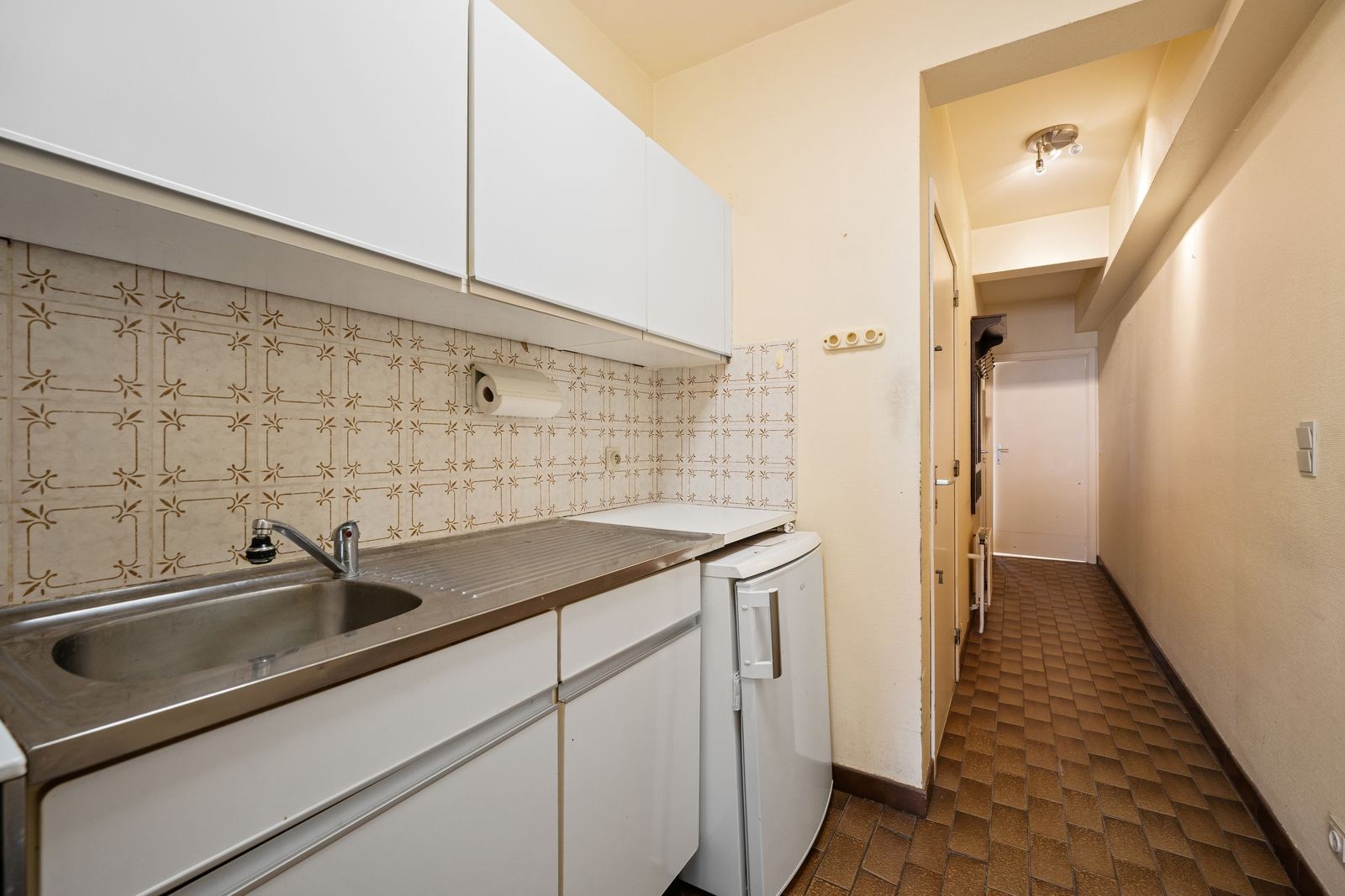 Appartement d'une chambre à rénover sur la digue de Zeebrugge 