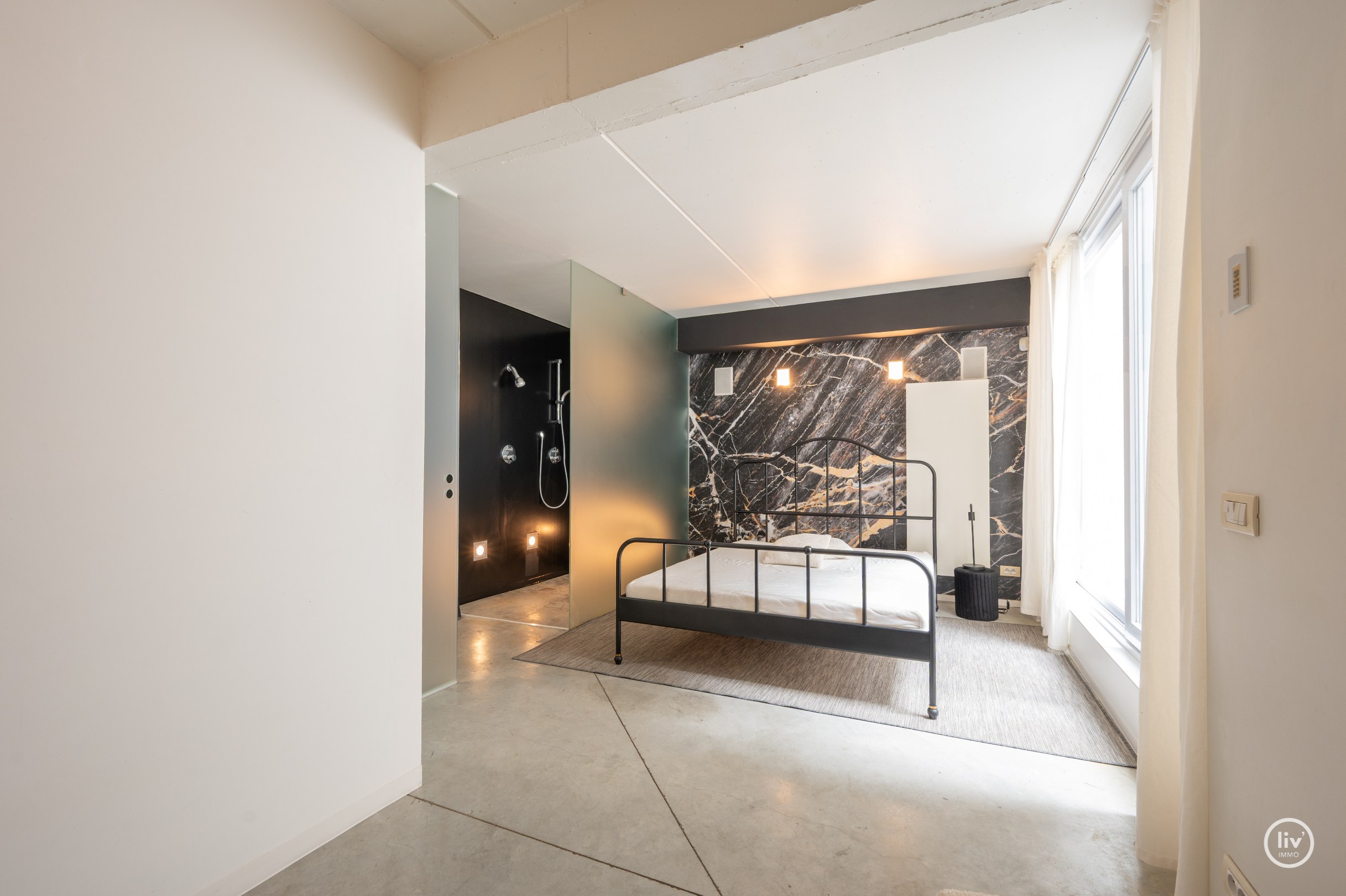 Ruim en mooi afgewerkt appartement gelegen op de zeedijk van Heist 