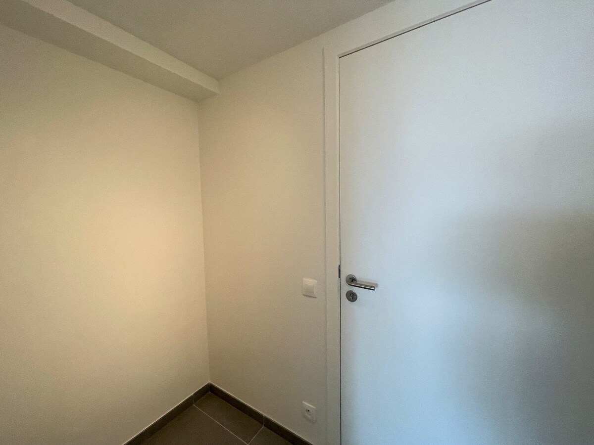 Appartement met één slaapkamer en autostaanplaats in rustige residentie! 