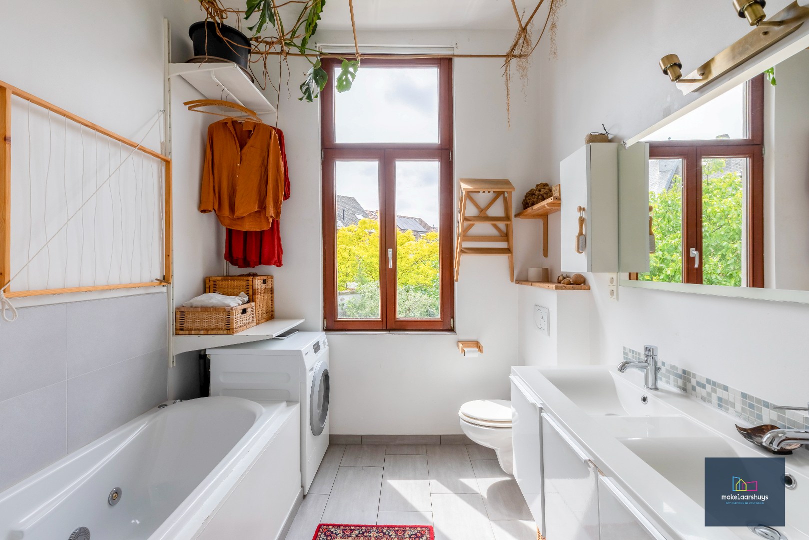 Instapklare woning met zuidgerichte tuin nabij centrum Gent 