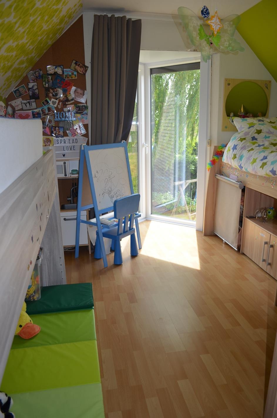 Energiezuinige woning met 3 slpks, 2 badkamers, garage en tuin rustig gelegen te Ertvelde 