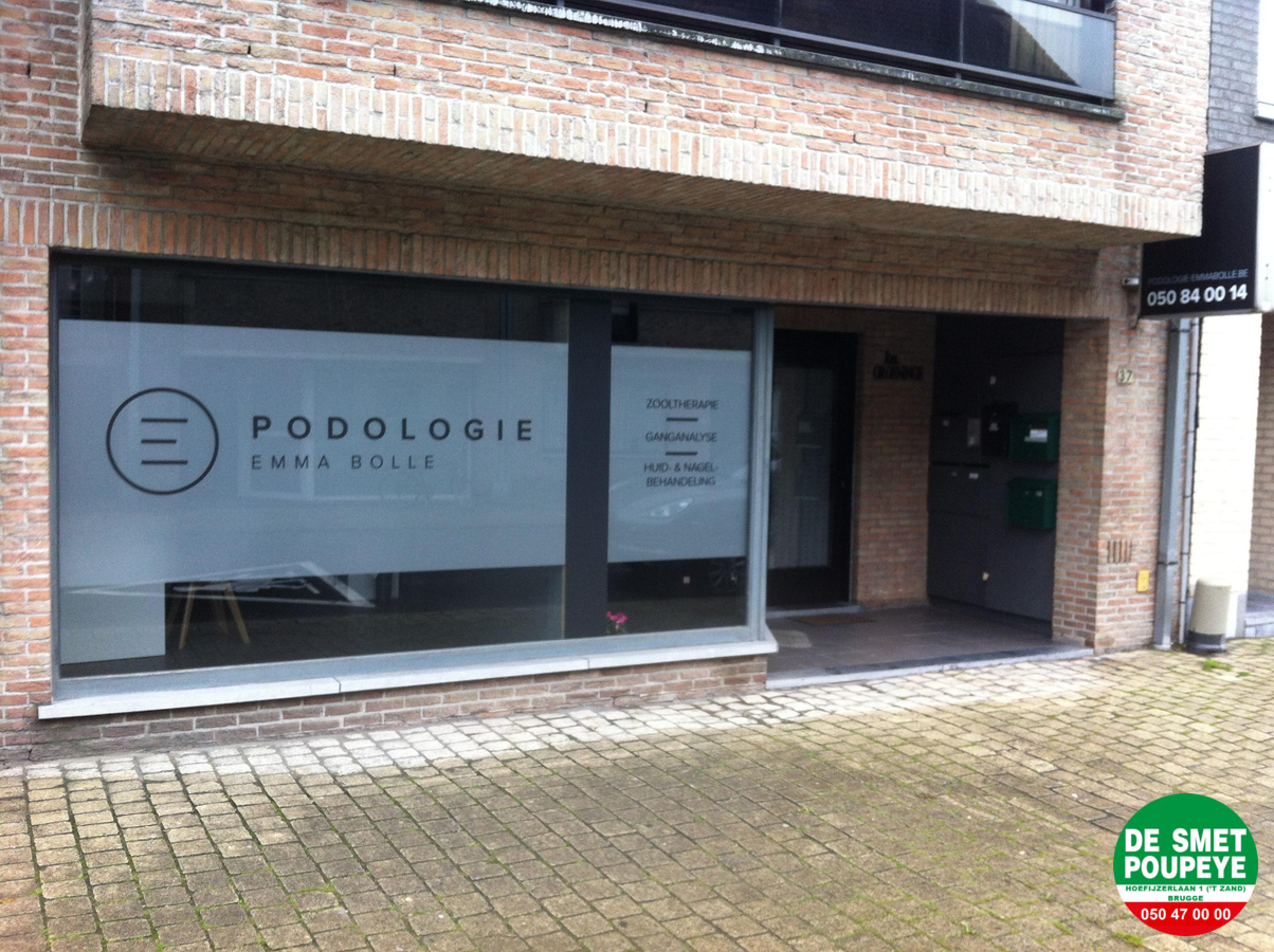 Commerciële winkel verhuurd in Zedelgem