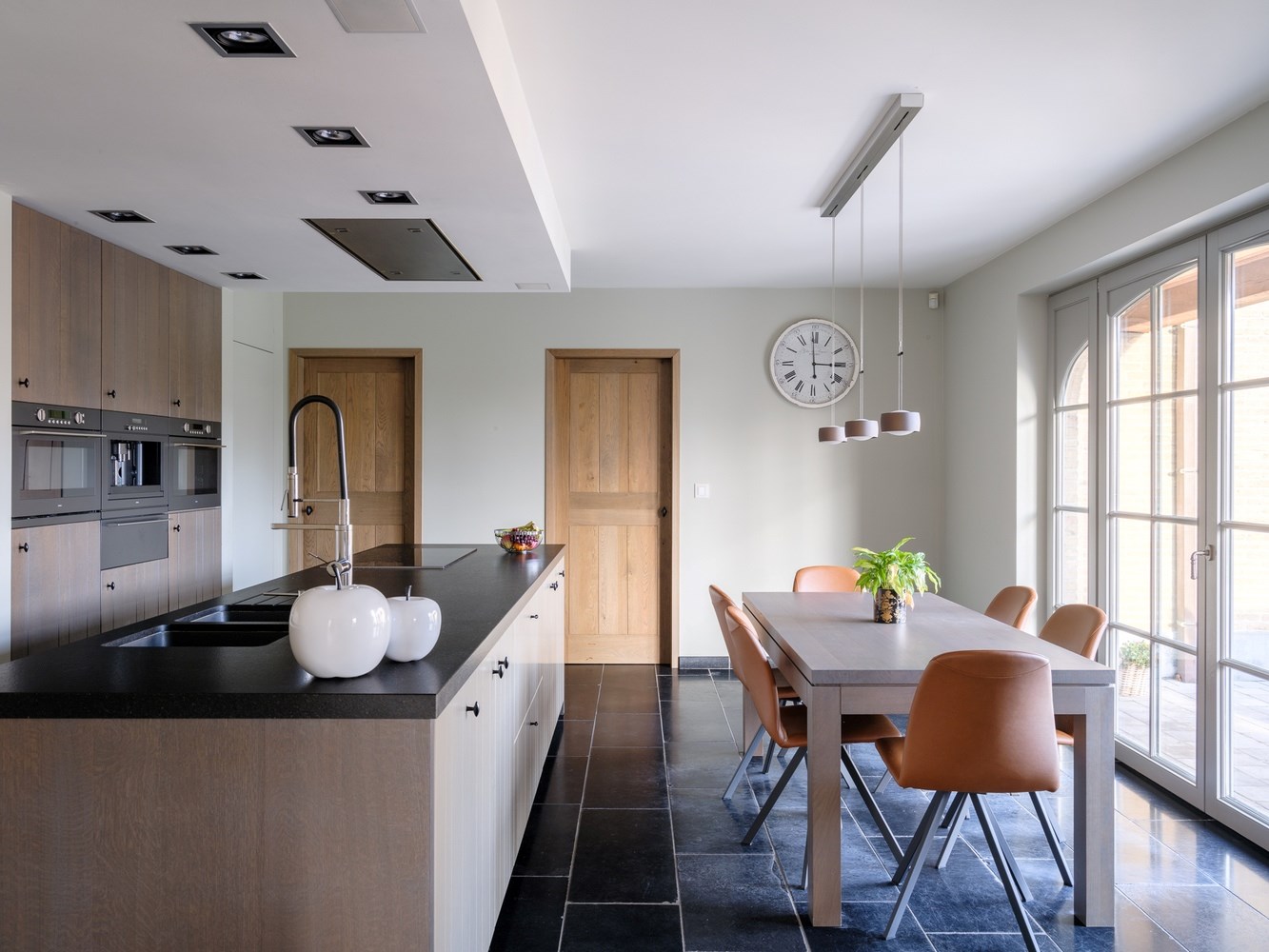 Landelijke luxueuze woning in Wachtebeke. 