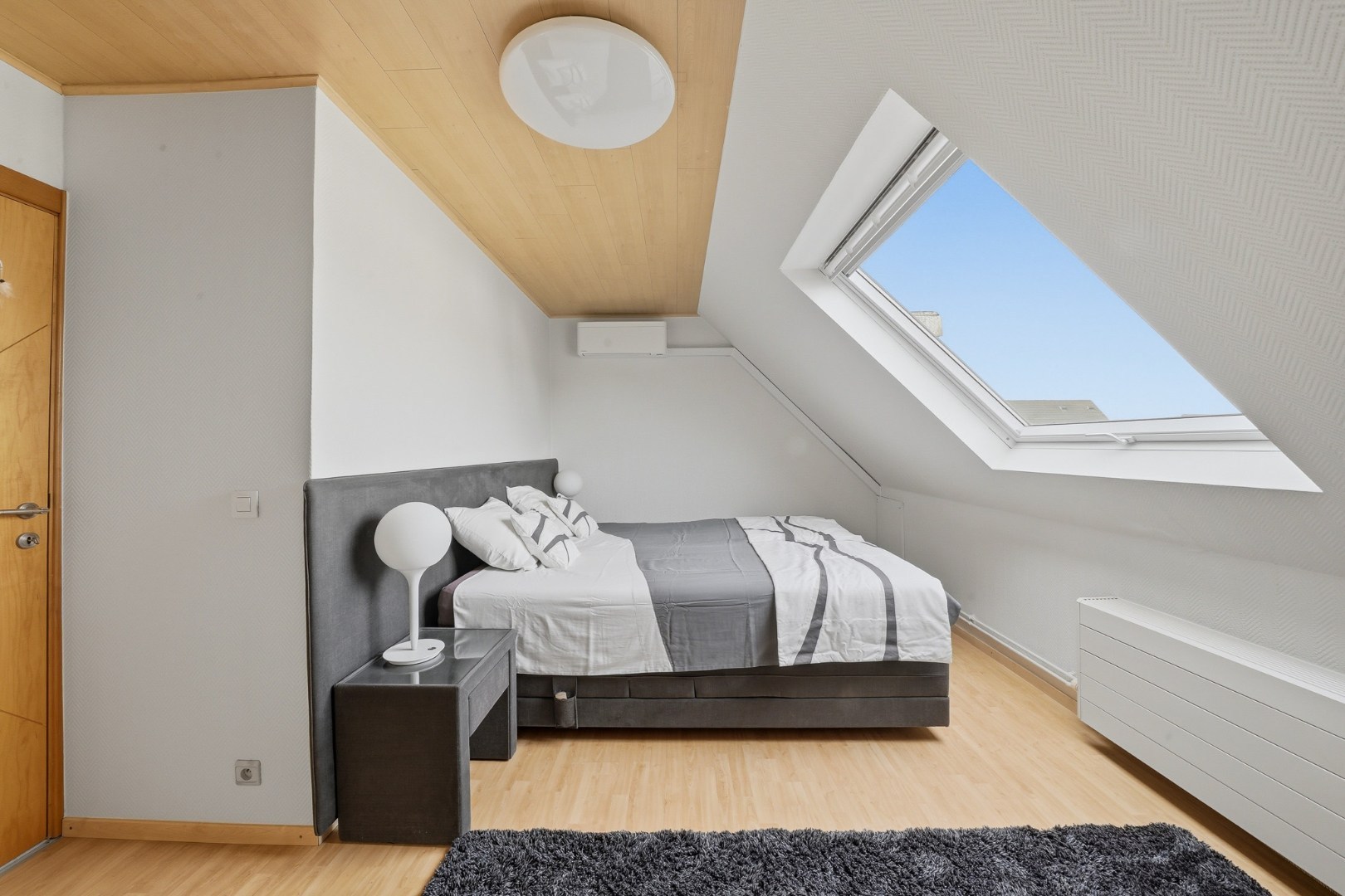 Instapklare bel-étagewoning met dubbele garage te Stene 