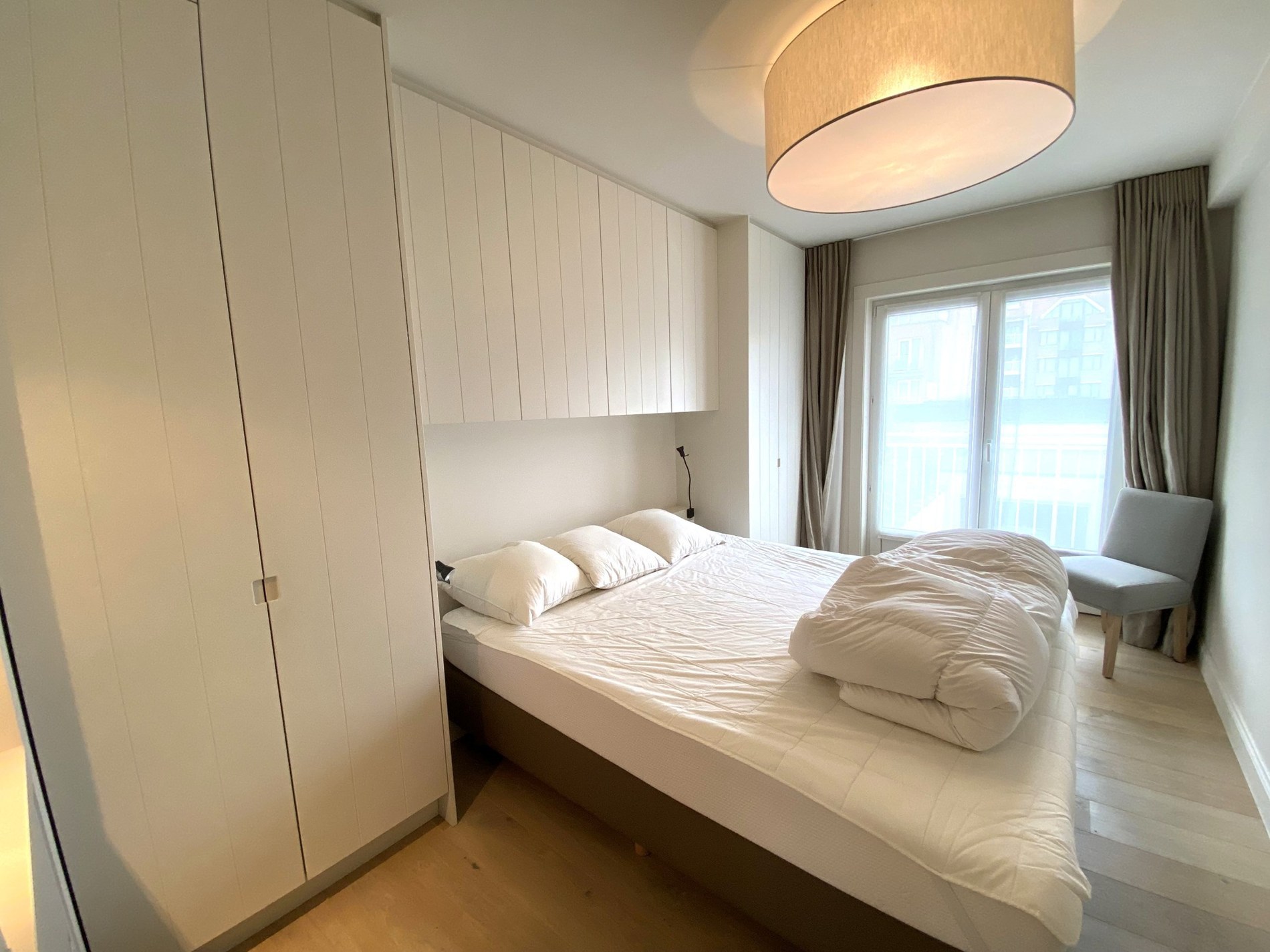 Gemeubeld - Gezellig 2 slaapkamer appartement gelegen in de Van Bunnenlaan te Knokke. 