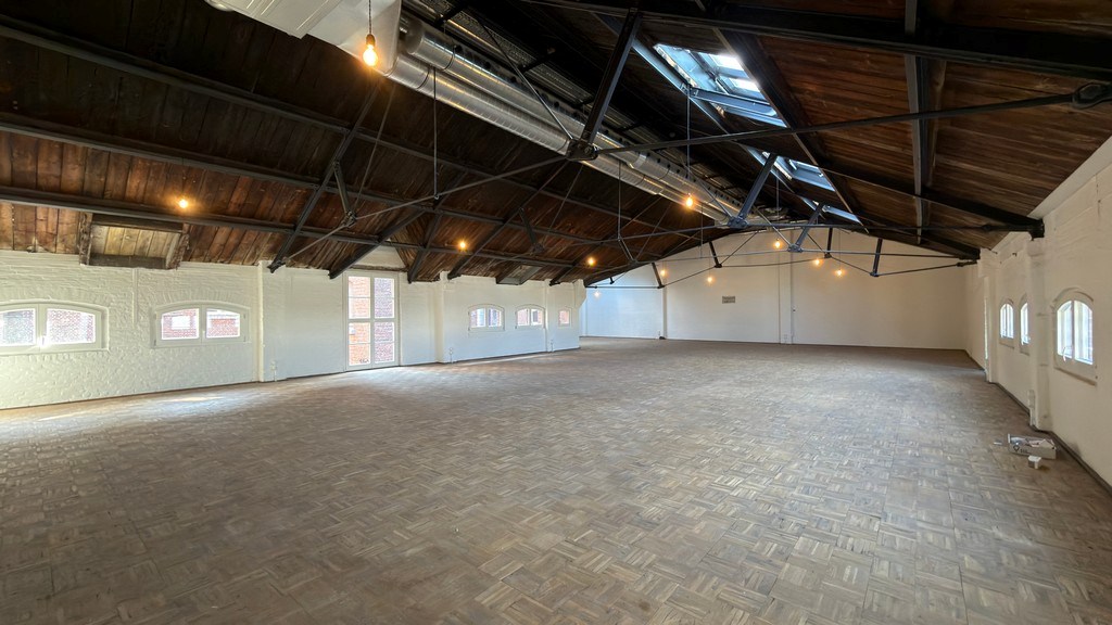 Gerenoveerde kantoren te huur aan 't Zuid in Antwerpen