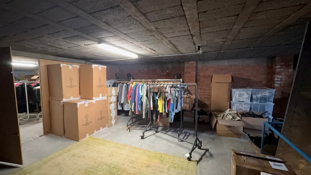 Multifunctionele ruimtes te huur vlakbij R4 en E40 in Drongen