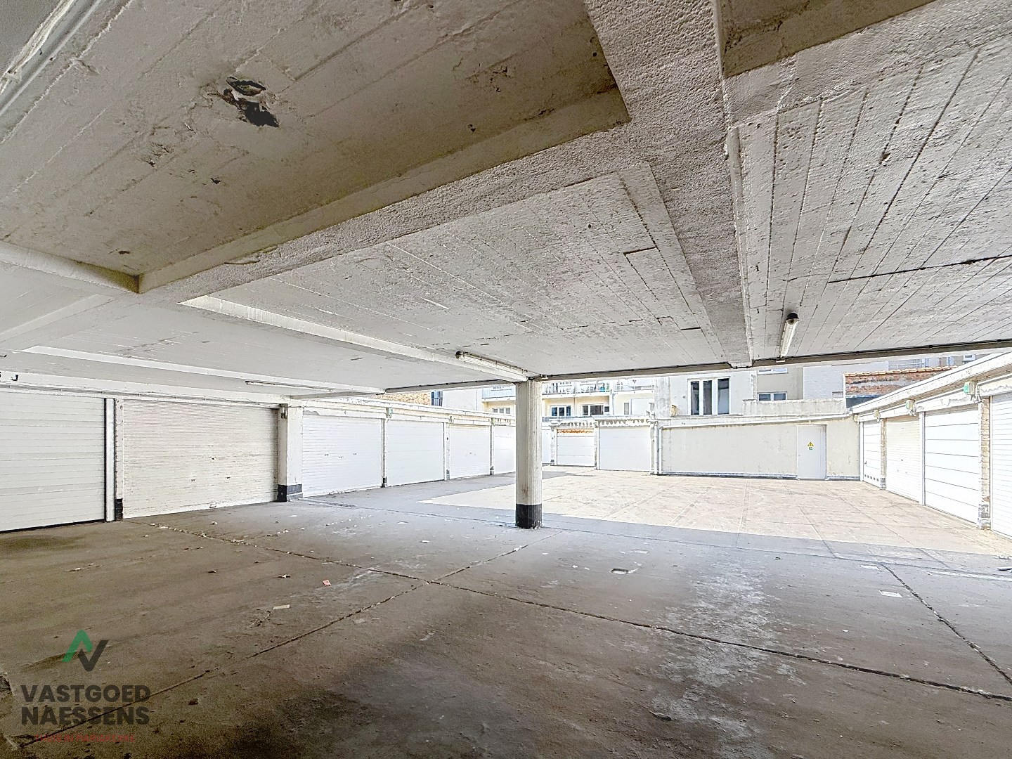Box de garage a louer | avec réservation À Oostende