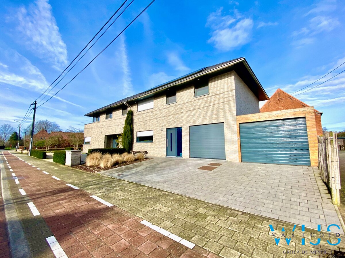 Energiezuinig woonhuis te Wippelgem ! 