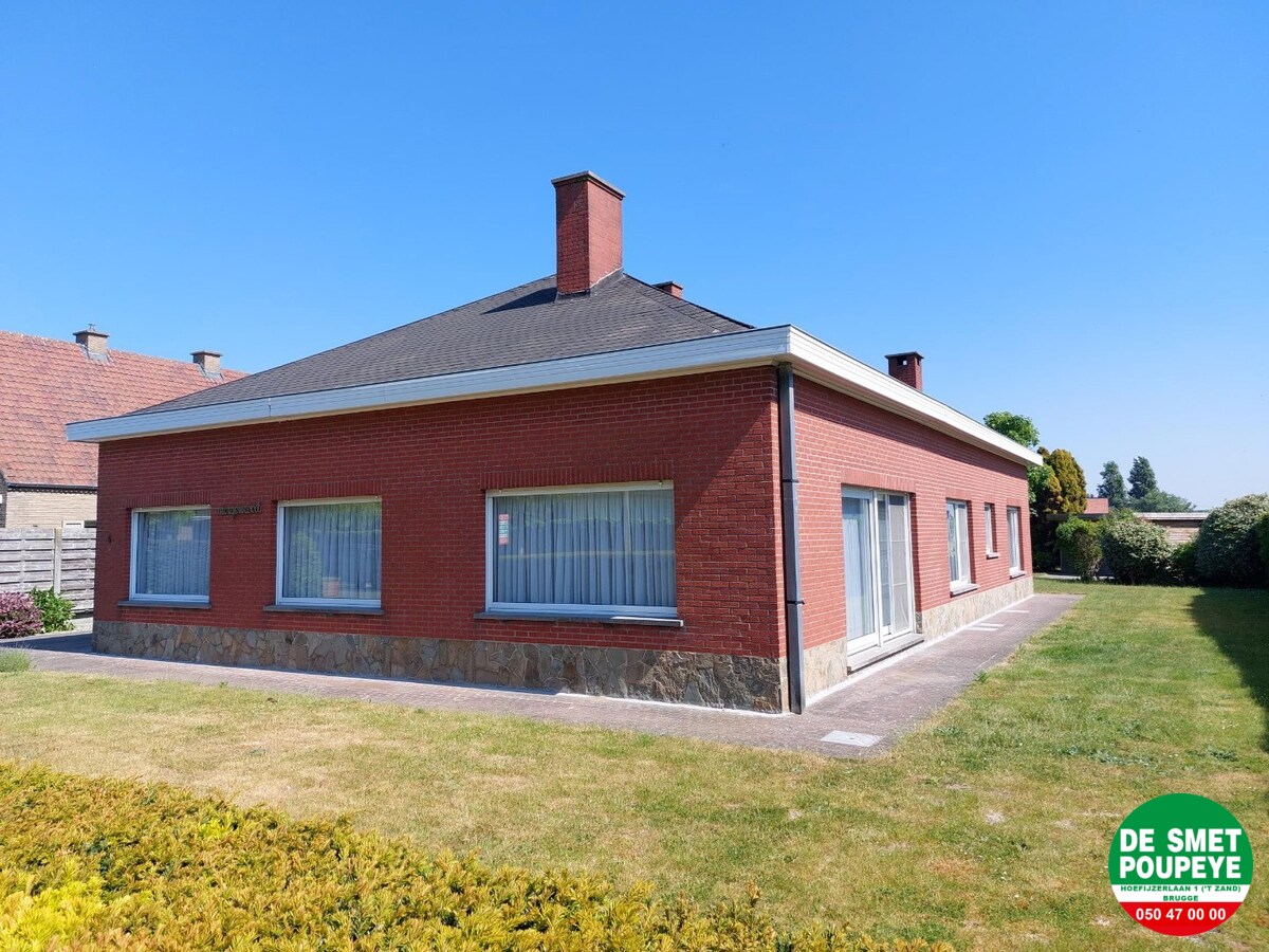 Ruime alleenstaande villa 