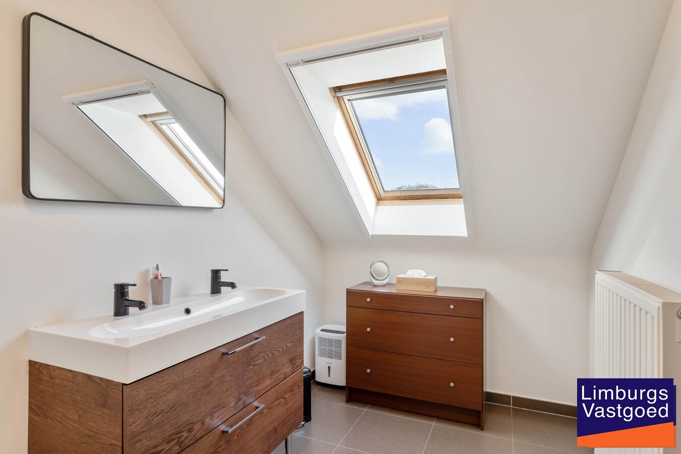 Modern appartement met groot terras in Diepenbeek, 1 slaapkamer, energielabel B, ondergrondse parking en berging inbegrepen 