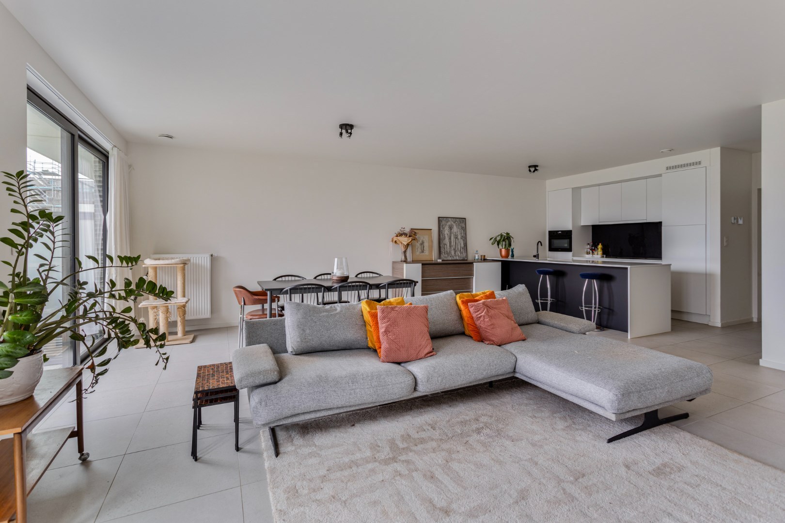 Lichtrijk nieuwbouwappartement met 3 slaapkamers, tuin, terras, kelderberging en 2 autostaanplaatsen - EPC 36 kWh/m² -bewoonbare opp. 115 m² 