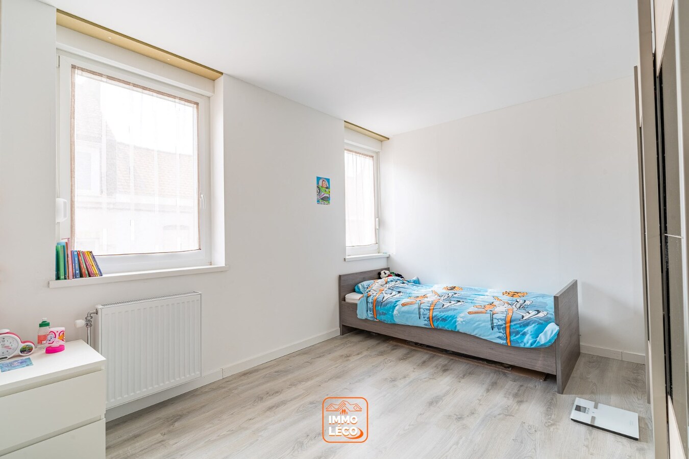 Maison rénovée avec de beaux volumes, 3 chambres et jardin ! 