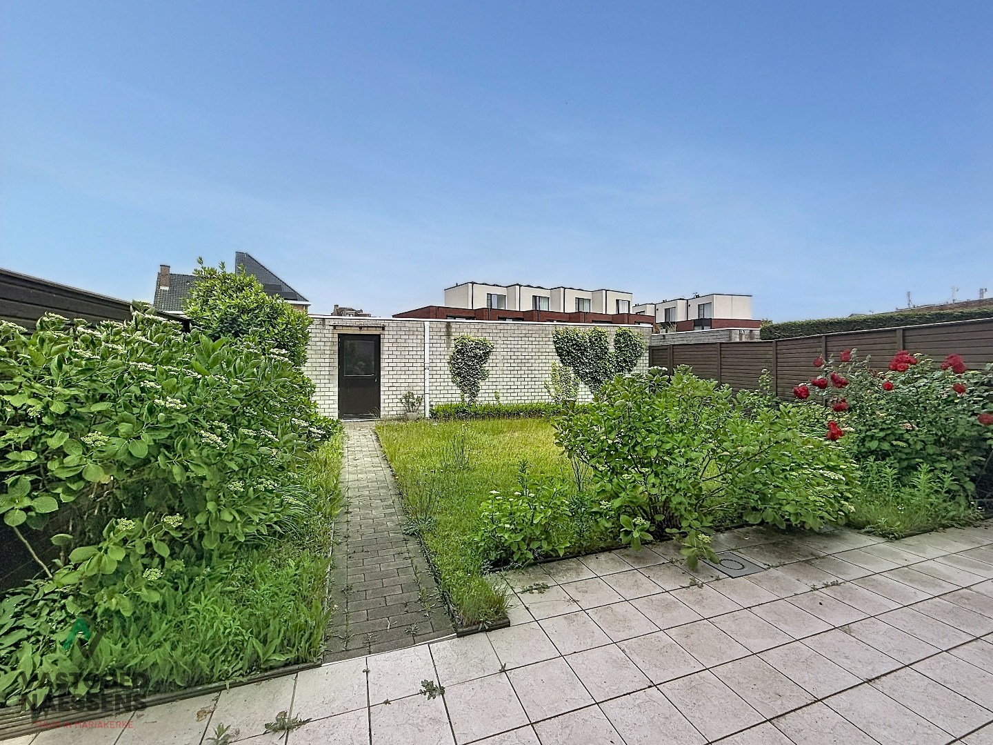 RUIM GLVL 2 SLPK APP MET TUIN EN GARAGE 