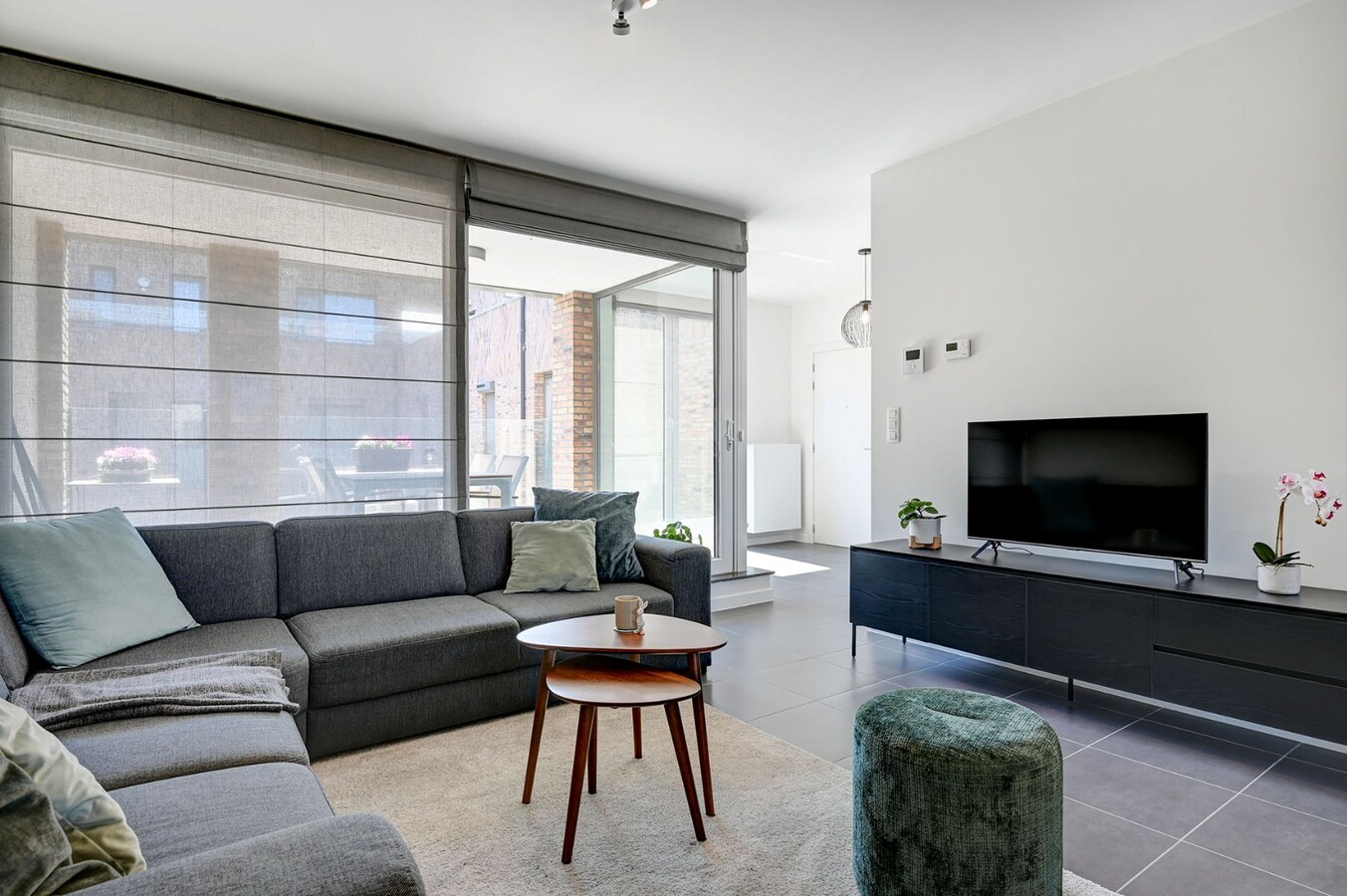 Centraal gelegen appartement met mooi terras en ondergrondse staanplaats 
