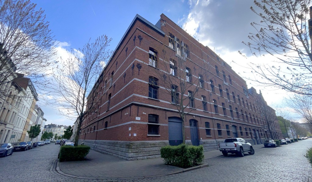 Uniek loftkantoor te huur nabij 't Eilandje in Antwerpen