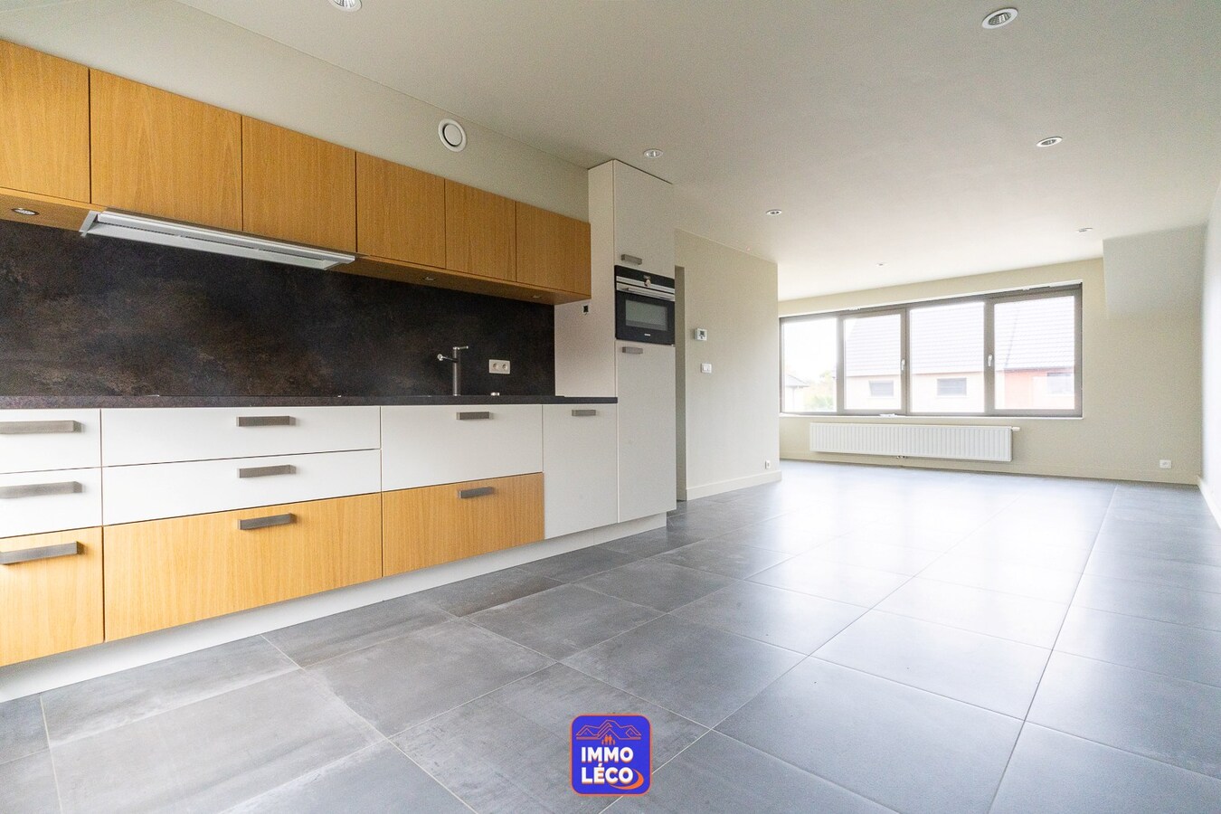 Appartement moderne avec parking privé, dans un clos résidentiel prisé ! 