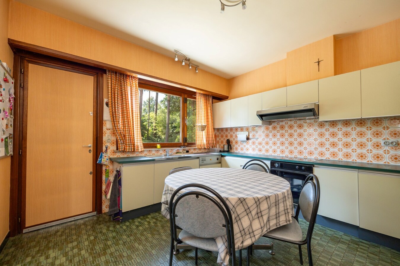 Ruime woning op prachtig perceel van 1.250 m² in ’s Gravenwezel – Zonnebos 