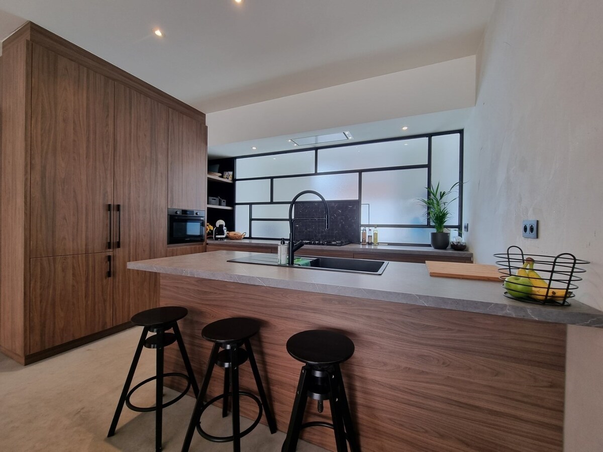 Knap gerenoveerde gezinswoning vlakbij het strand te Heist 