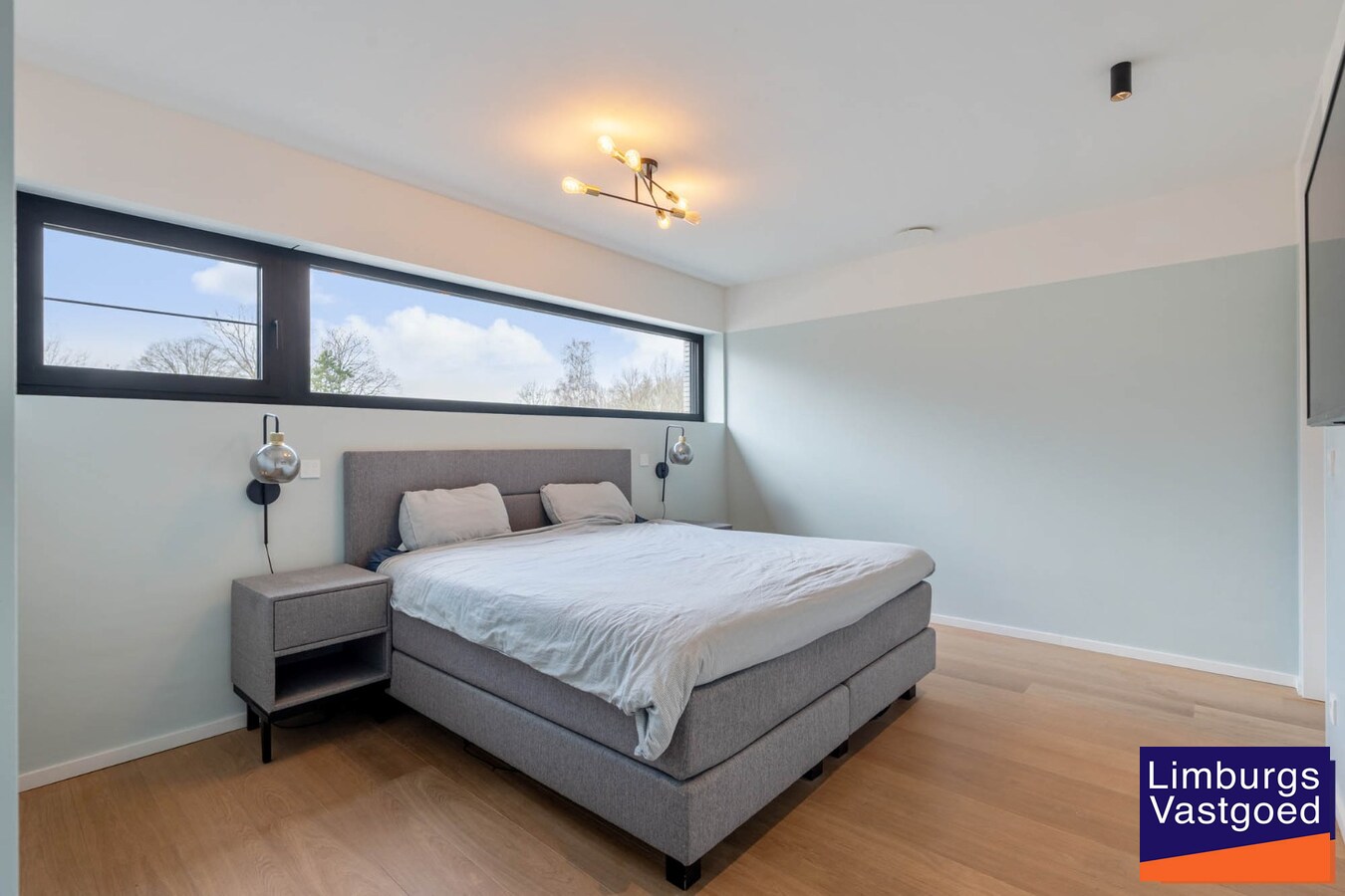 Hoogwaardig afgewerkte gezinswoning, 4 slpk, op 48a23ca, nabij centrum 